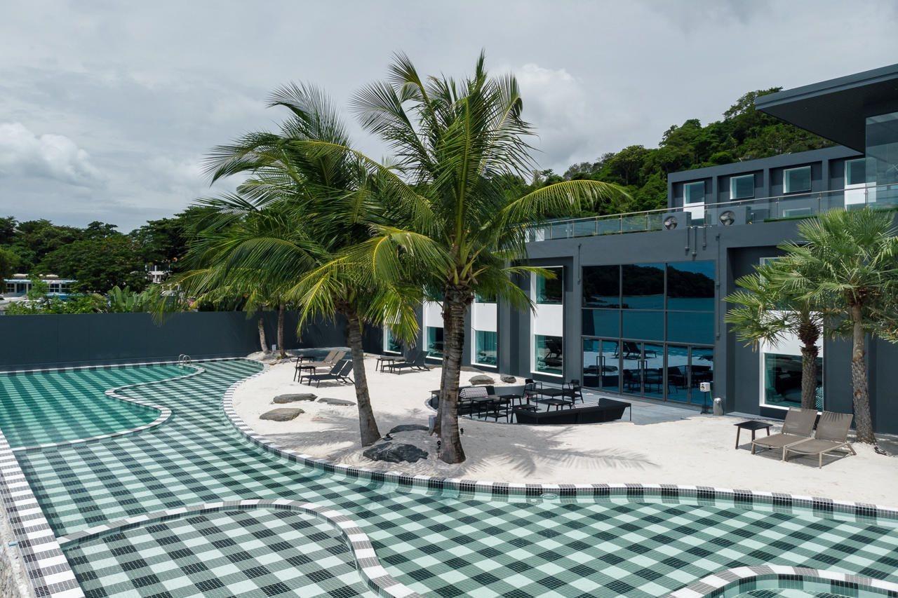 Foto Hotel Phuket Beachfront المظهر الخارجي الصورة The Beach Club at The Standard, Hua Hin