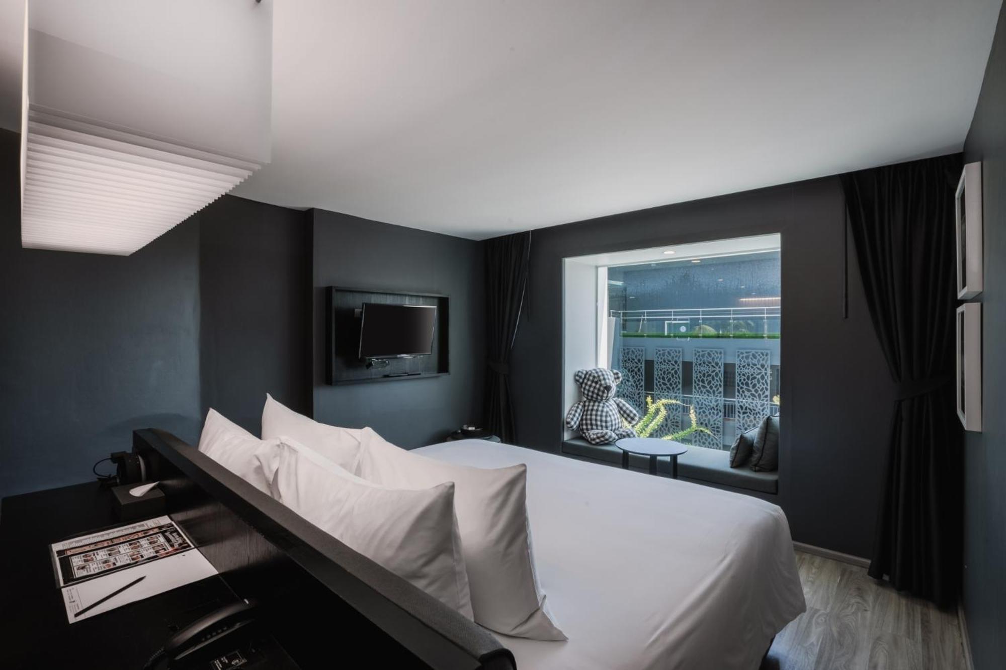 Foto Hotel Phuket Beachfront المظهر الخارجي الصورة